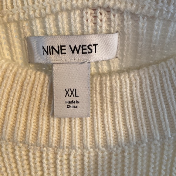 Nine West Sleeveless Sweater - Picture 2 of 4
